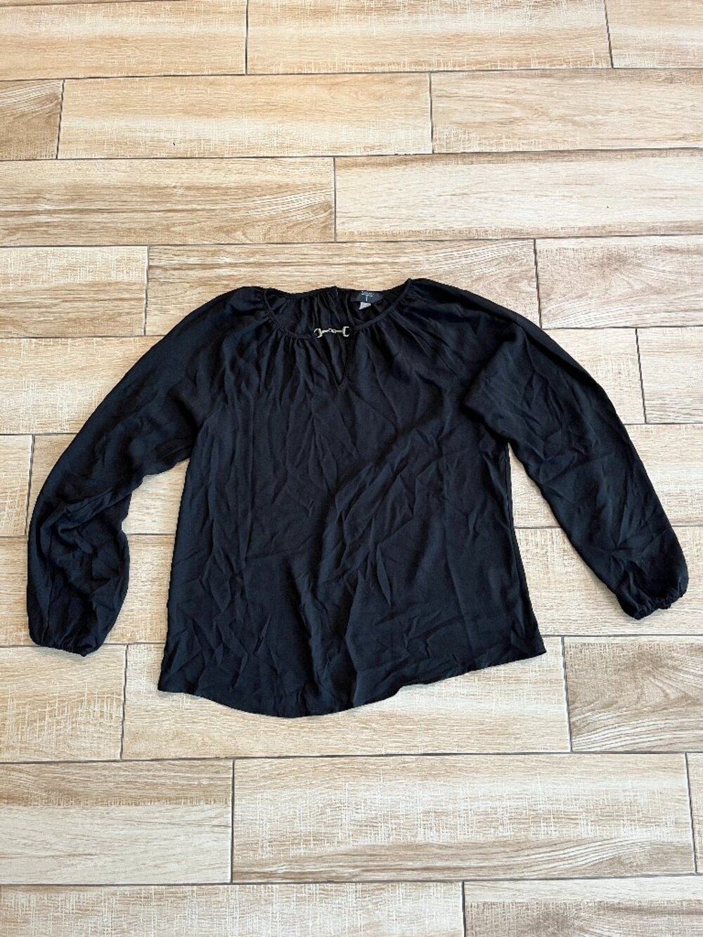 Womens Tahari Black Sheer Blouse - XS